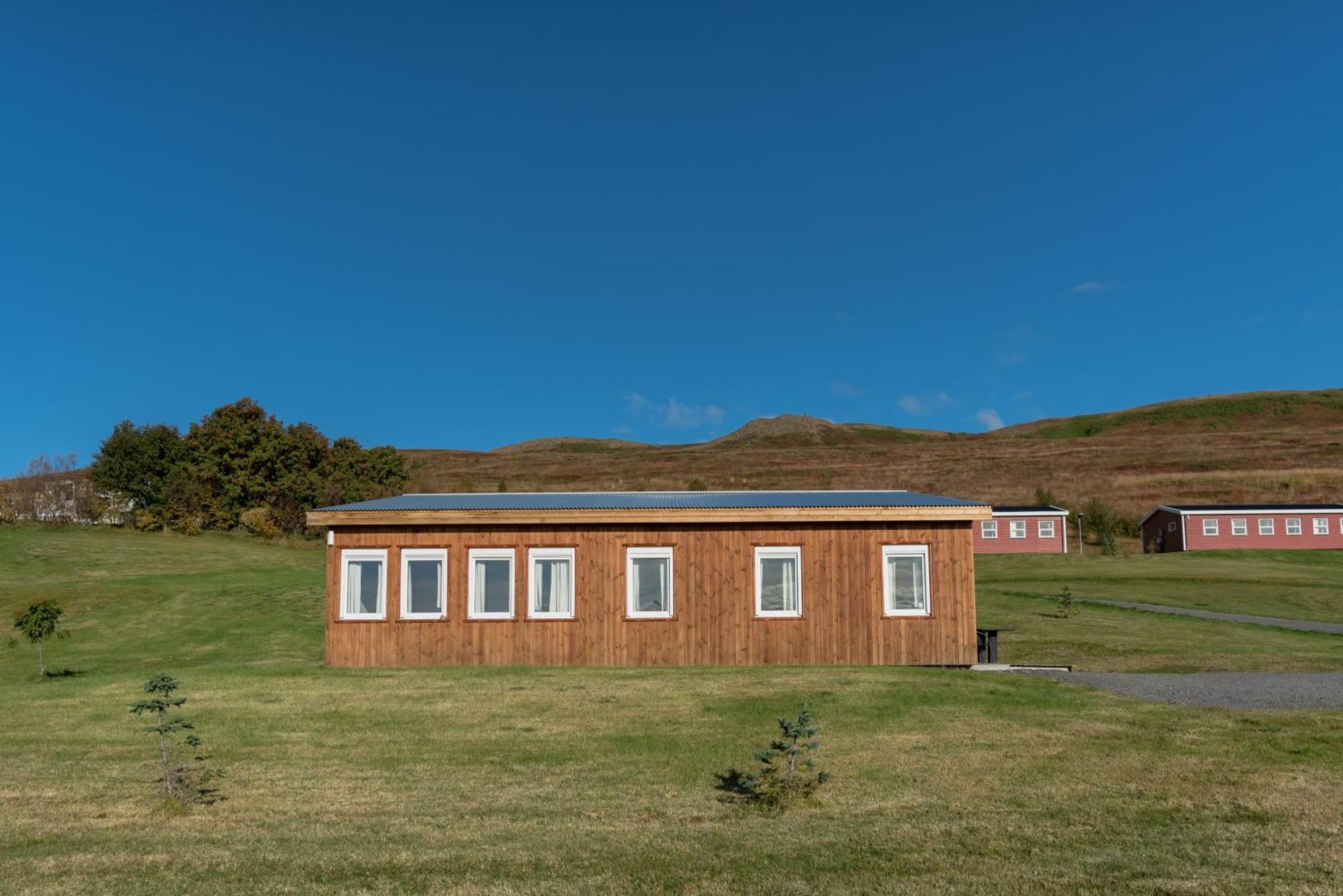 Guesthouse Brekka Exterior photo